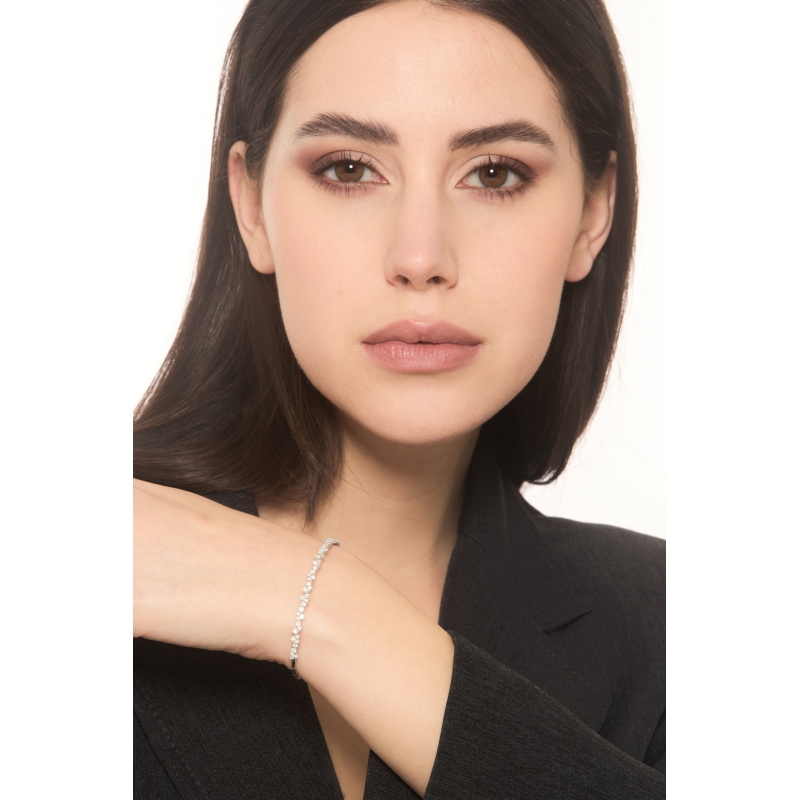 18k white gold spring bracelet with diamonds 18k white gold spring bracelet with diamonds