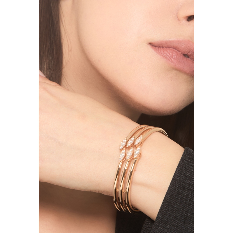 Rigid design bracelet in rose gold 18k with diamonds Rigid design bracelet in rose gold 18k with diamonds