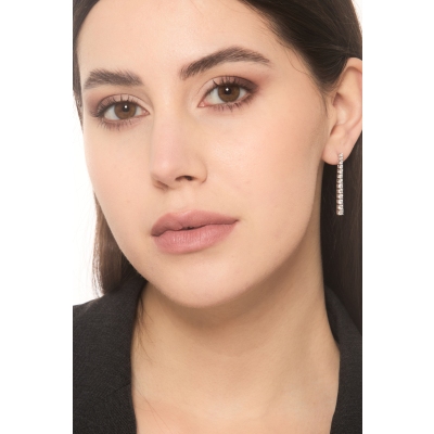 18k white gold tennis earrings with diamonds