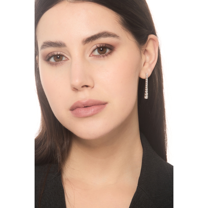 Diamond tennis earrings in white gold 18k