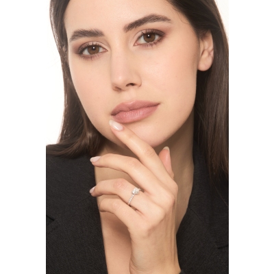 Solitaire ring with diamond heart cut 1.00ct GIA in white gold 18k