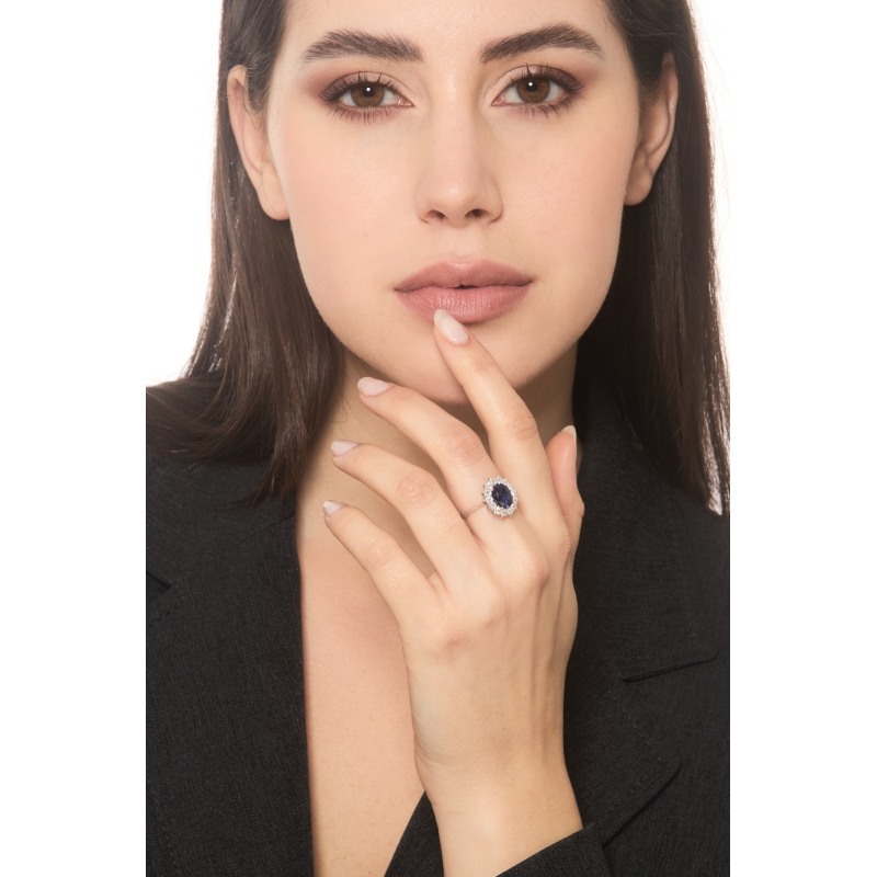 18k white gold ring with oval blue sapphire and diamonds 18k white gold ring with oval blue sapphire and diamonds