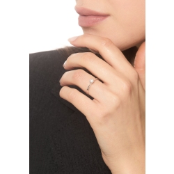 Solitaire ring in white gold 18k with diamond, 0,25 ct 2