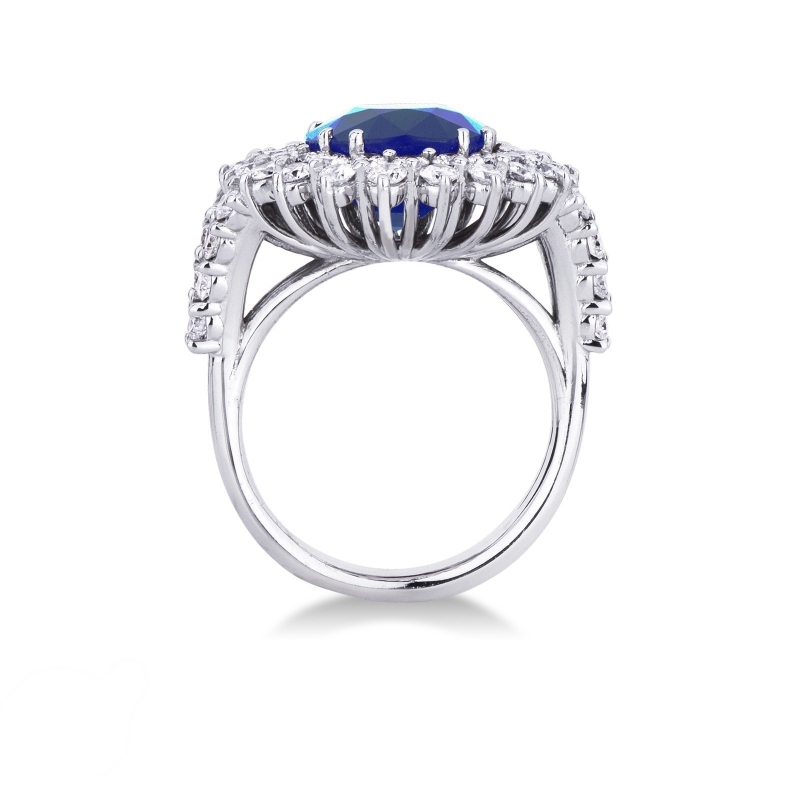 Diamond double halo with blue sapphire white gold 18k Diamond double halo with blue sapphire white gold 18k