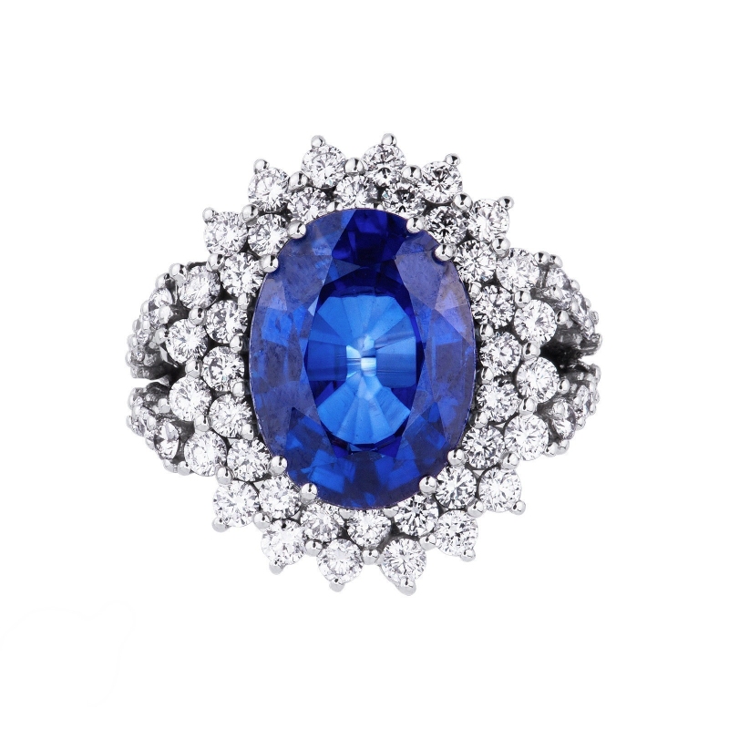 Diamond double halo with blue sapphire white gold 18k Diamond double halo with blue sapphire white gold 18k