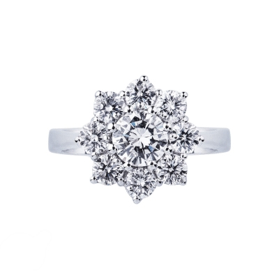 White gold 18k halo ring with diamonds