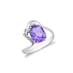 White gold 18k ring with a central amethyst and diamonds  2