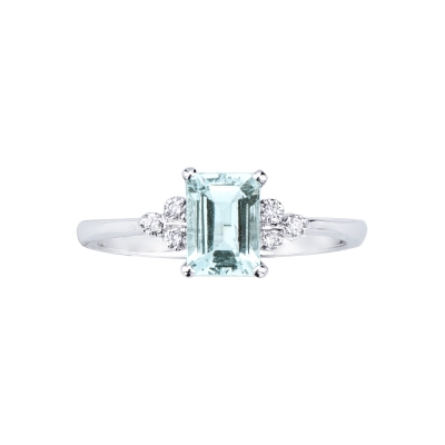 18k white gold ring with central aquamarine and diamonds 