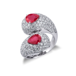 White gold 18k TOI&MOI ring with diamonds and rubies pear cut