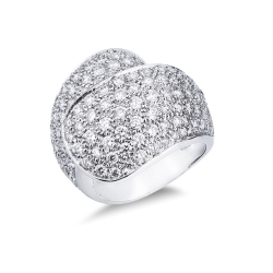 White gold 18k band ring with diamonds pavĂŠ