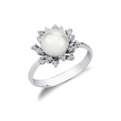 White gold 18k flower ring with pearls and diamonds