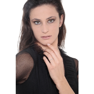 Prong-set solitaire 0.25ct diamond ring in 18kt white gold