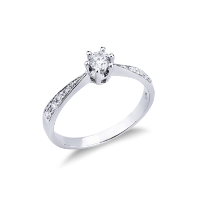 White gold 18k solitaire ring with diamonds 