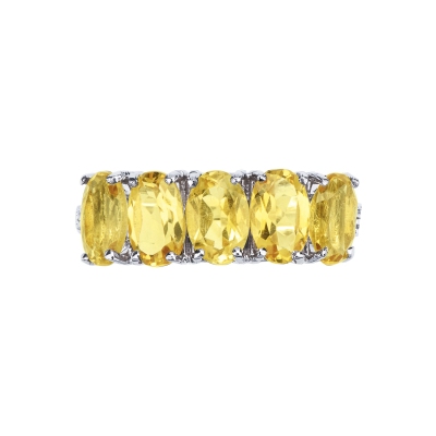 18k white gold ring with citrine and diamonds shoulder set