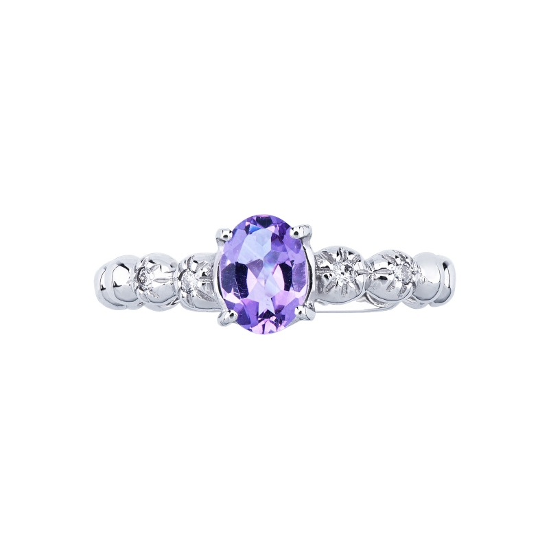 18k white gold fancy ring with 4 lateral diamonds and central amethyst 18k white gold fancy ring with 4 lateral diamonds and central amethyst