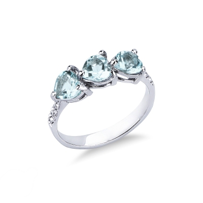 White gold 18k ring with three aquamarines heart cut and diamonds shoulder set 