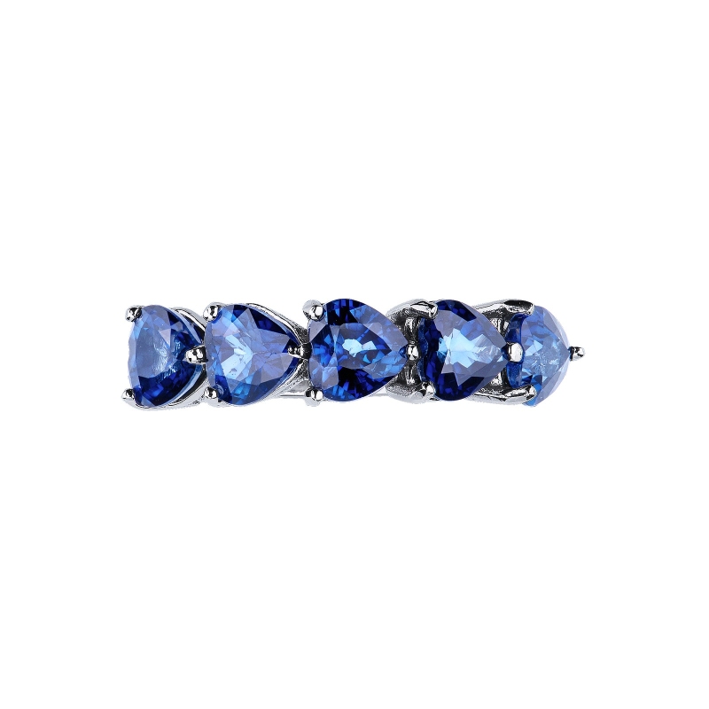White gold 18k ring with five blue sapphires heart cut  White gold 18k ring with five blue sapphires heart cut