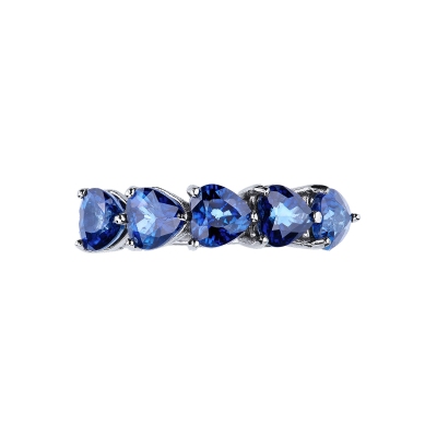 White gold 18k ring with five blue sapphires heart cut 