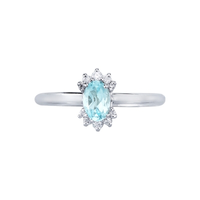 Ring in white gold 18k with oval aquamarine and diamonds