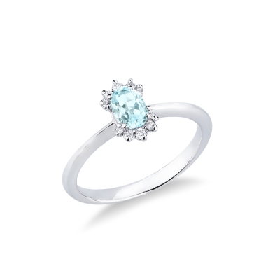 Ring in white gold 18k with oval aquamarine and diamonds