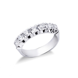 White gold 18k 7 diamonds ring