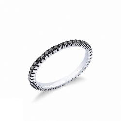 White gold 18k eternity ring with black diamonds