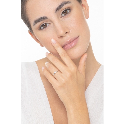 Bezel solitaire ring with a 0,15 ct diamond white gold 18k