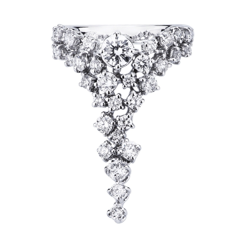White gold 18k ring with diamonds in a waterfall effect White gold 18k ring with diamonds in a waterfall effect
