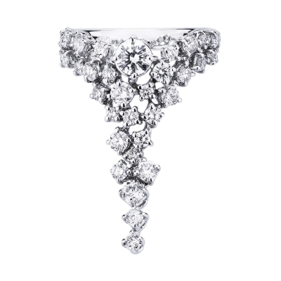 White gold 18k ring with diamonds in a waterfall effect