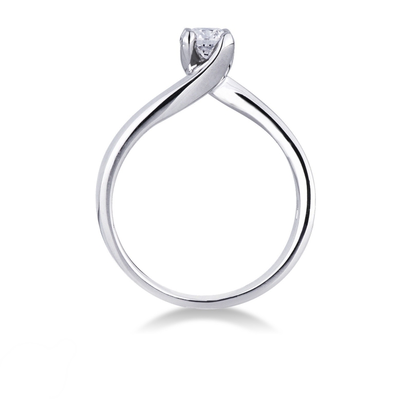 4 claw solitaire ring with a 0,30 ct diamond  4 claw solitaire ring with a 0,30 ct diamond