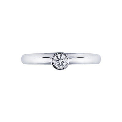 Bezel solitaire ring with a 0,15 ct diamond white gold 18k