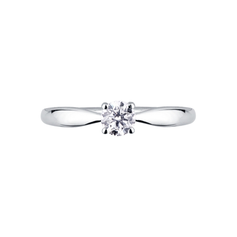 White gold 18k 4 claw solitaire ring with a 0,40 ct diamond  White gold 18k 4 claw solitaire ring with a 0,40 ct diamond
