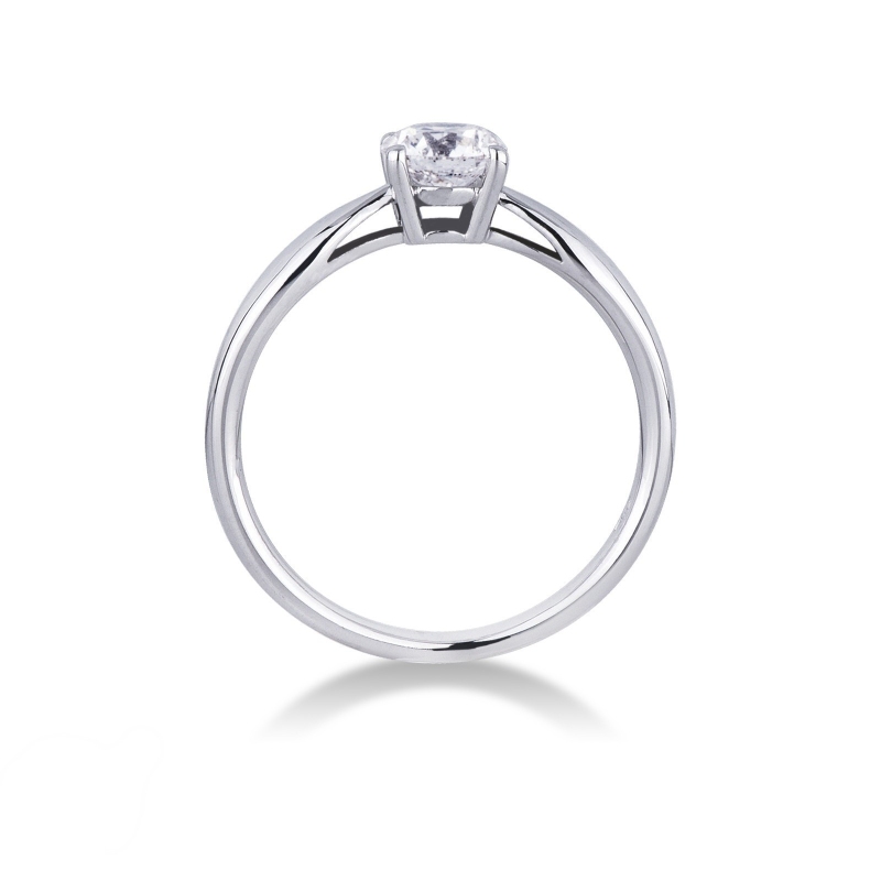 4 claw solitaire ring with 0,70 ct diamond  4 claw solitaire ring with 0,70 ct diamond