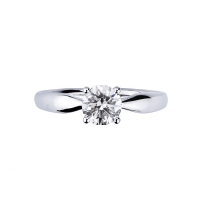 4 claw solitaire with 0,90ct diamond white gold 18k
