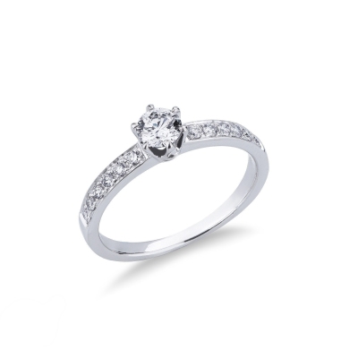 Solitaire type ring with diamonds and central diamond 0,40 ct