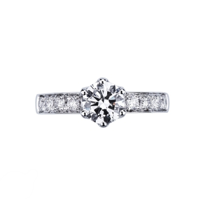 White gold 18k solitaire type diamond ring with central diamond 1ct