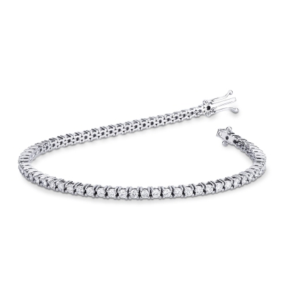Tennis bracelet with diamonds