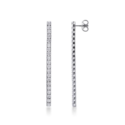 18k white gold bar stud earrings with diamonds