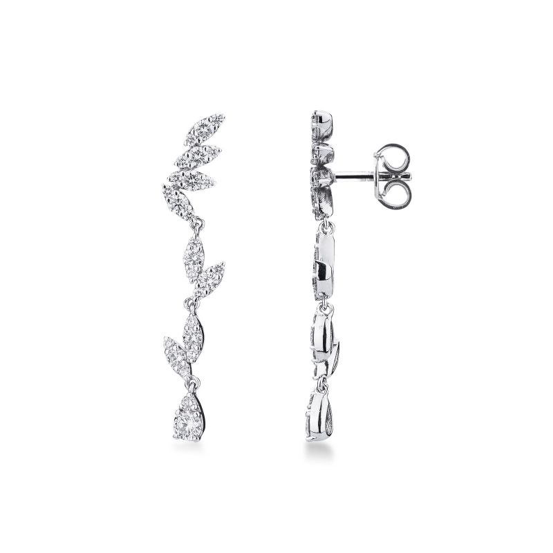 Drop earrings with diamonds in 18kt white gold Drop earrings with diamonds in 18kt white gold