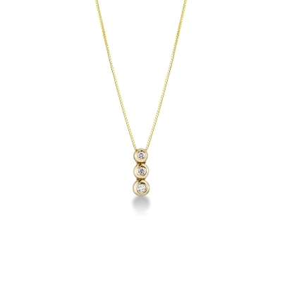 18k yellow gold necklace with trilogy diamond pendant