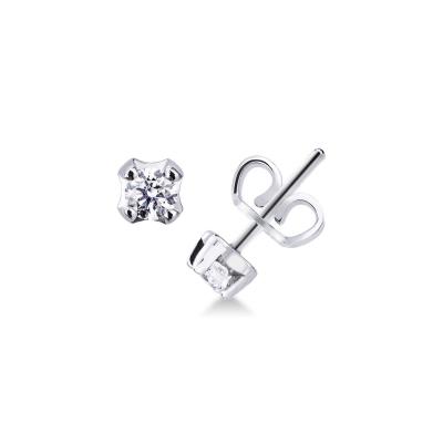 White gold 18k diamond stud earrings 
