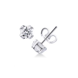 18k white gold diamond stud earrings