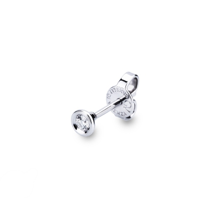 White gold 750 bezel single diamond stud earring