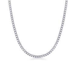 Tennis chain in 18k white gold with round cut diamonds