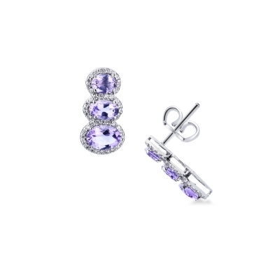 Earrings in white gold 18k with three amethysts oval cut and diamonds