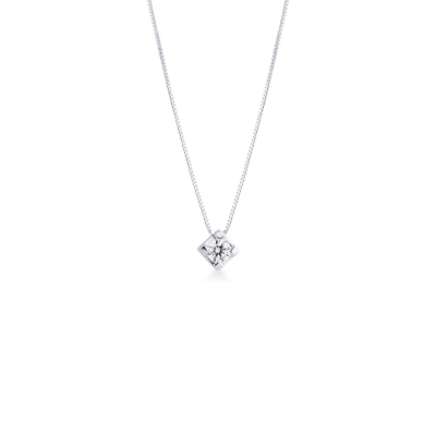 18k white gold solitaire necklace with 0.40 ct diamond