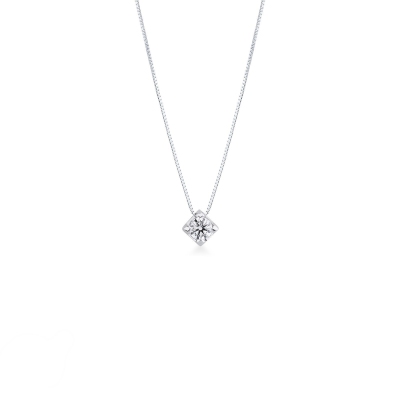 18k white gold solitaire necklace with 0.50 ct diamond