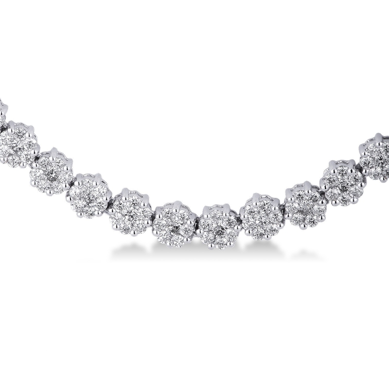 White gold 18k Illusion type necklace with diamonds 