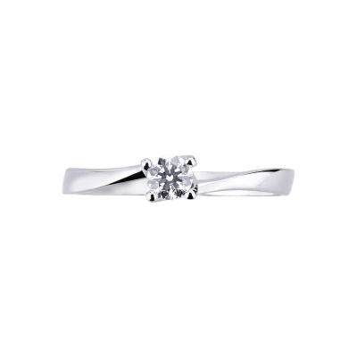 4 claw solitaire ring with 0,20 ct diamond 