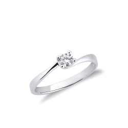 4 claw solitaire ring with 0,20 ct diamond